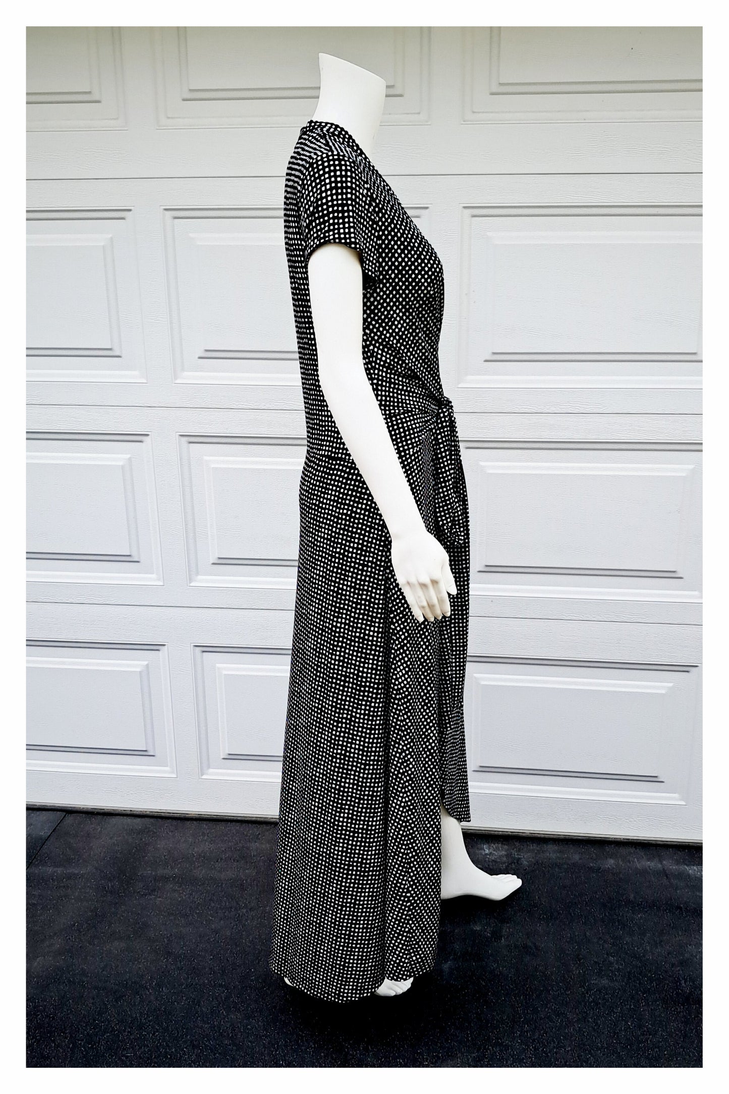 Michael Kors Short Sleeve Black & White Maxi Dress, Size 10 Petite