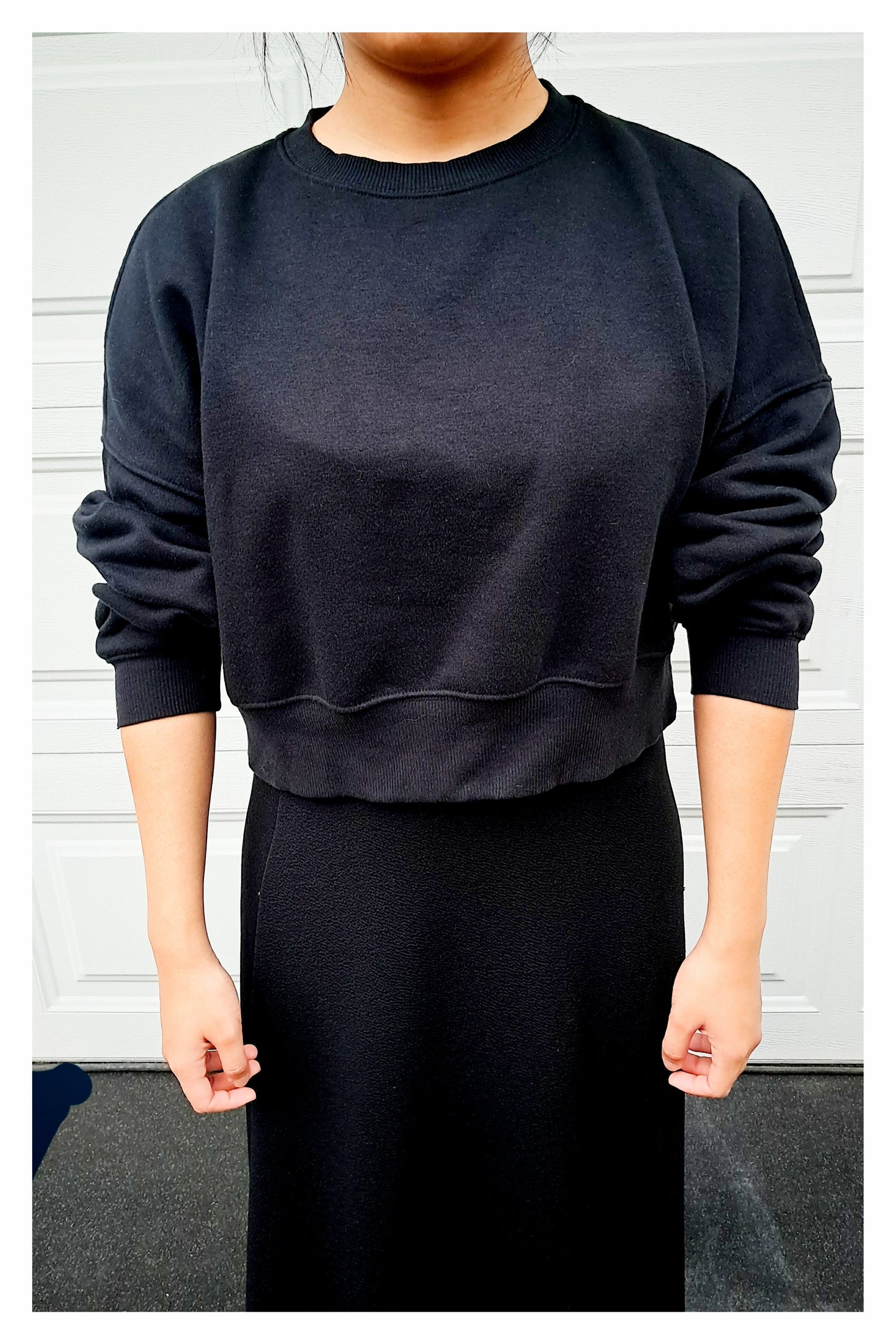 Short-Cropped Long Sleeve Sweatshirt